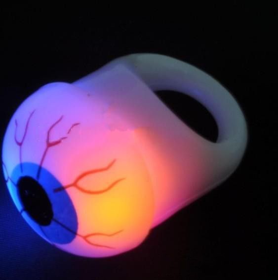 2017 Led Light Up Eyeball Eye Flashing Finger Ring Soft Bubble Elastic