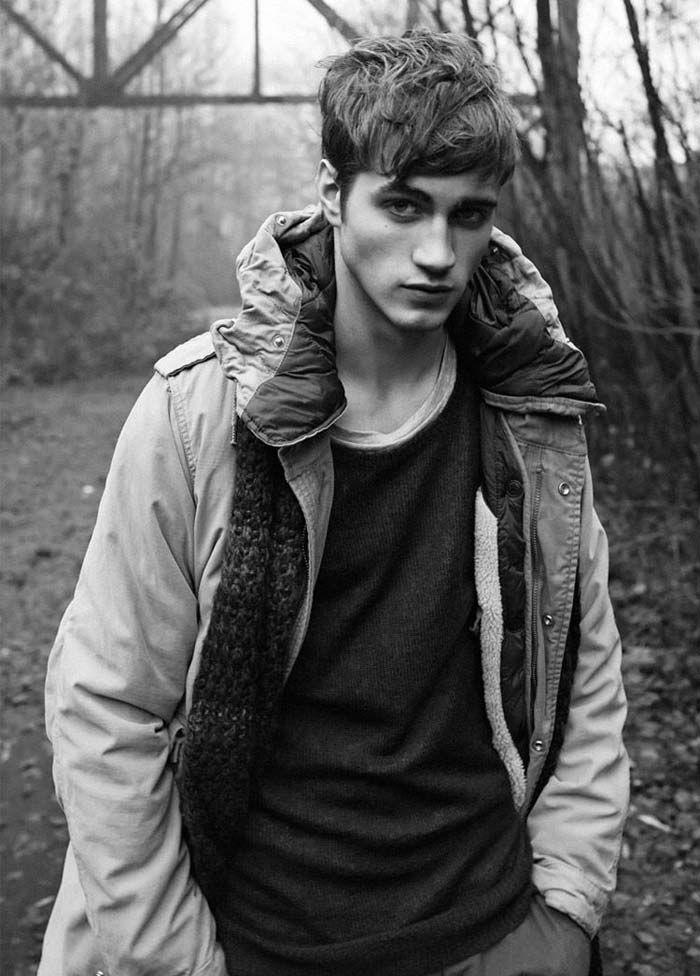 Wholesale- the winter jackets warm Thicken  coats & jackets fashion thick cotton padded mens long winter parkas hood