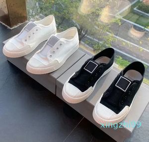 Zapatos de lona informales para mujer, calzado individual de producción única, cómodo, suave y no se deforma fácilmente, en blanco y negro