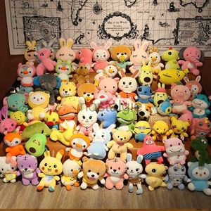Animaux Anime peluche peluche animaux jouets 100 Grabber poupées mixtes en gros enfants Playmate décoration de la maison garçons filles anniversaire noël 18-25 cm UPS 240307