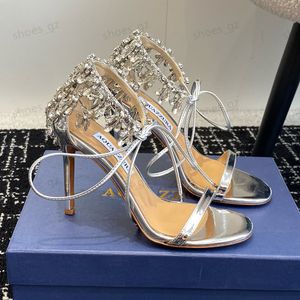 Aquazzura Tassels strassons en cristal Sandales pendentif talons concepteurs de luxe pour femmes Sandale en cuir authentique en cuir en cuir extérieure de soirée chaussures avec boîte
