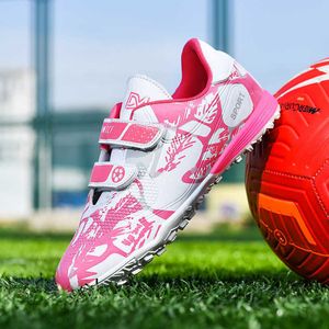 Atlético Moda al aire libre Rosa Niños Zapatos de fútbol baratos Gancho y bucle Niños Niñas Entrenamiento Botines de fútbol Zapatos de fútbol para niños Zapatillas de fútbol sala P230404