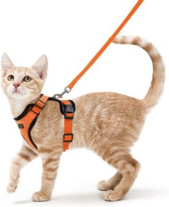 Atuban Cat Harness and Leash for Walking Escape Proof Areclable Adjustable Veshes For Sweset Breats Reflective Strips 231227