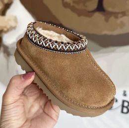 Australie Enfants Tout-petits Tasman II Pantoufles Tazz Chaussures de bébé Claquettes en fourrure de châtaigne Peau de mouton Shearling Classique Ultra Mini Boot Mules d'hiver Bottines en daim