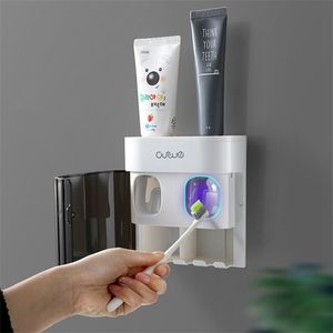 Automatic Toothpaste Squeezer Wall Mount Toothpaste Dispenser Magnetic Toothbrush Holder Toilet Bathroom Accessories 220727