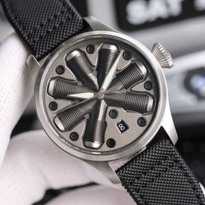 Reloj automático de reloj Mistor para hombres Diseño de acero Reloj avanzado Banda de reloj de cinta de nylon