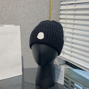 Diseñador para hombre gorro tapa de lujo capó para mujer sombrero de patrón de tejer sombreros de esquí Snapback mascarilla ajustada unisex invernal de cachemira casual calidad de moda al aire libre 7 color