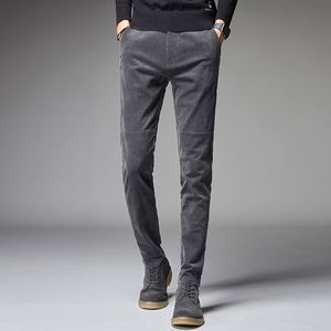 Jeans para hombres Otoño Ly Moda Hombres Gris Verde Slim Fit Casual Corduroy Pantalones Estilo coreano Elástico Smart Business Classic