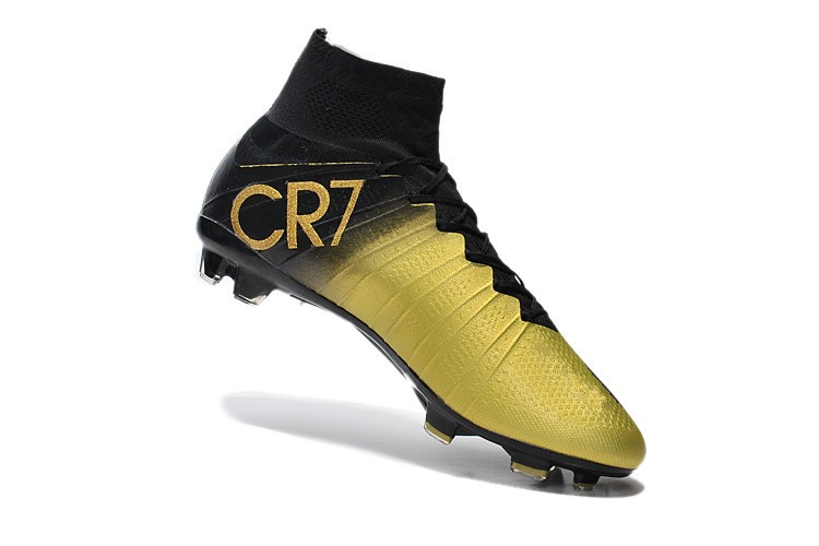 ronaldo gold cleats