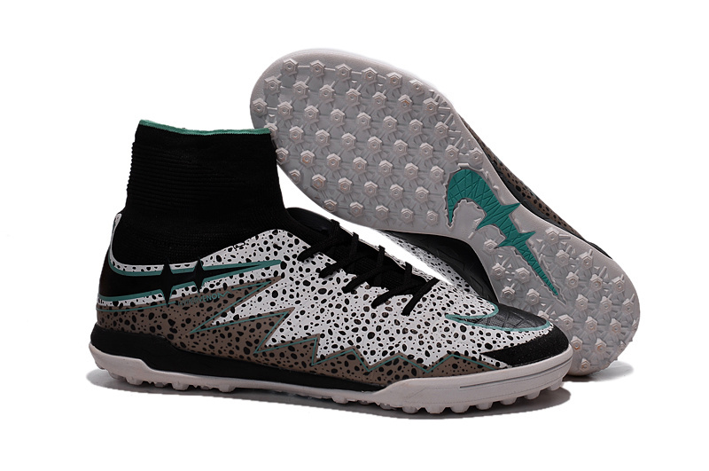 indoor soccer shoes cr7