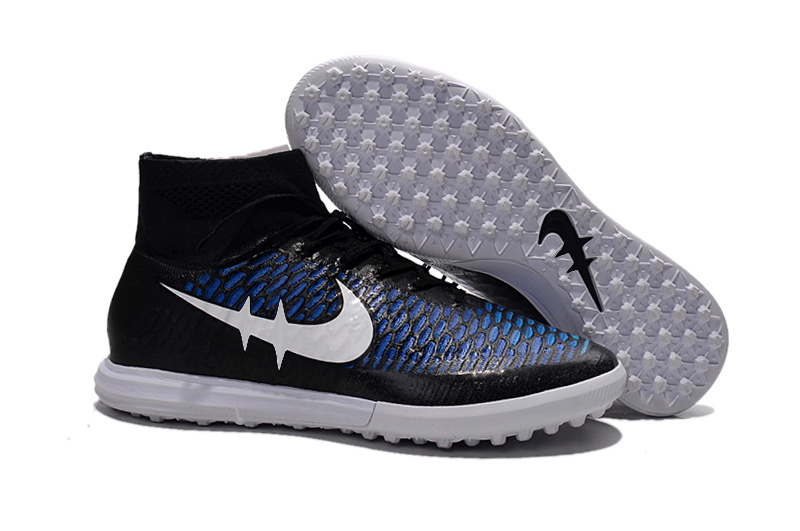 cr7 soccer shoes indoor