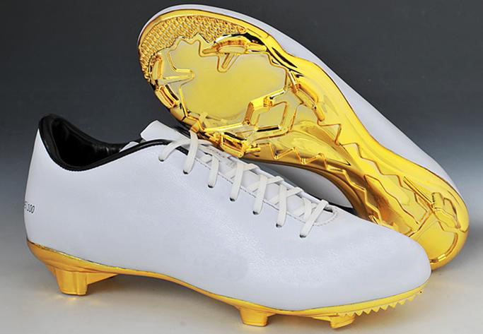 white ronaldo boots