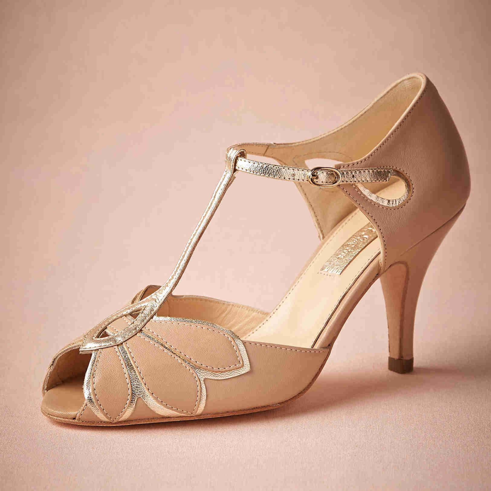 Vintage Blush Wedding Shoes For Women Pumps T Straps Buckle Closure