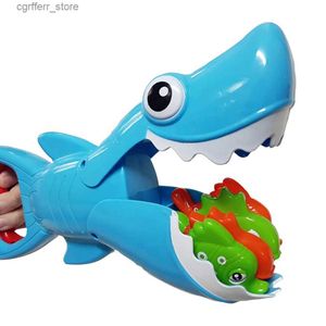 Bath Bath Toys Shark Grabber Fish Bathtub Toys Bath Toys Naddler Interactive Nating Herramienta de pesca de piscina Outdoor Beach Agua Regalos de juguete para Boy L48