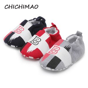 Bébé premiers marcheurs pantoufles nouveau-né mode nouveau printemps automne hiver fille berceau chaussures chaussures chaussons 0-18M 3 paires couleur en gros