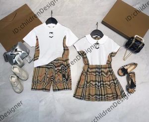 ropa de niña camiseta conjunto para niños bebé niño niños ropa de diseñador verano niños niñas conjuntos cortos marca de lujo Clásico diseño de rayas de moda en blanco y negro 001