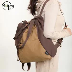 Mochila Bolsa escolar de gran capacidad Fashion Nylon Bolsos de hombro Tipo Mujeres Causos de viaje causal Mochila