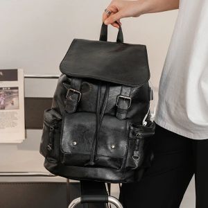 Sac à dos Nouvelle tendance de la mode coréenne Men's Korean Pu Leather sac à dos de grande capacité de camouflage de style européen et américain