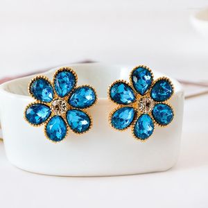 Boucles d'oreilles arrière 2022 Brands de mode de mode pour femmes gouttelettes de bijoux bleu cristal de vente en gros clip de mariage Fleurs