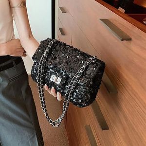 Bolsos Fábrica al por mayor bolsos de hombro para mujer 2 colores el popular bolso de moda brillante de este año bolso de cadena con lentejuelas y cuentas dulces flip leat