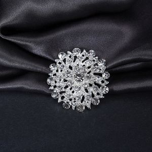 Joyería broche pequeño durazno corazón broche mini pin de perla accesorios de ropa para mujeres