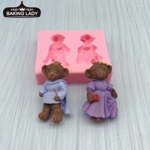 Moules de cuisson MNYB Couple Teddy Bear Soldat Dessin animé en forme de gâteau Silicone Moule Gypse Epoxy Outil de bricolage à la main Gumpaste