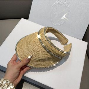 Gorras de bola 202302-Shi Chic Verano Hecho a mano Rafia Hierba sin cadena de diamantes de imitación Lujoso Sombrero brillante para la sombrilla Mujeres Gorra con viseras