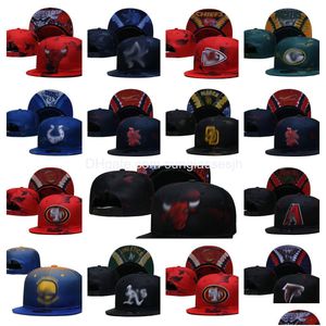 Gorras de bola Moda Snapbacks Sombrero Todo el equipo Diseñador Sombreros Hombres Malla Snapback Sol Plano Deportes al aire libre Equipado Hip Hop Bordado Base de gallo