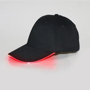 Gorras de bola Luz LED Resplandor Club Fiesta Deportes Atlético Tela negra Sombrero de viaje Gorra roja