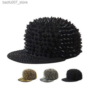 Ball Caps Nightclub DJ Dancer Show Bar Hat Hat Cool Mens Fashion Big Rivet Hip Hop Baseball Hat Hip Hop Youth Teamq240403