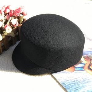Bola de pelota liso de invierno de la gorra negra de lana de fieltro de la lana fedora Knight Femenina de béisbol de visor corta