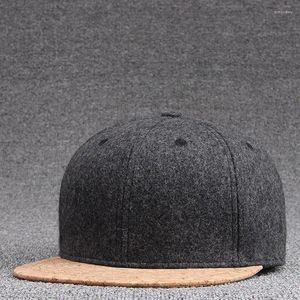 Gorras de bola de alta calidad Fieltro de lana Snapback Invierno Hip Hop Bboy Flat Peaked Cap Solid Skateboard Hat Hombres Madera Corcho Sombreros de béisbol