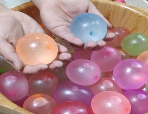 globo colorido llenado de agua de agua un montón de globos increíbles de las bombas de globo de agua mágica juguetes llenando los juegos de balones de agua niños to4394309