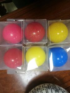 Balls 50pieces / lot Top Quality De nombreuses couleurs New Style Park Golf Ball Playground Golf Ball Livraison gratuite