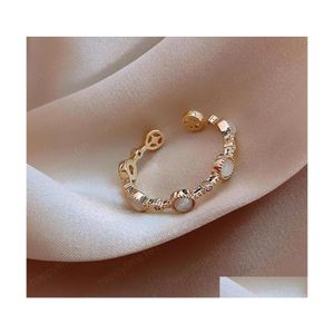 Anneaux de groupe Classic Opening Ring Small Round Korea Style Luxury Females Anneaux de fête minimalistes Filles de bijoux de doigt inhabituels Dhwka