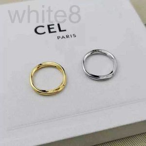 Band Rings designer New Designer Plain Thin Pair Minimalist Design À la mode Queue Irrégulière Twist bague couple anello avec boîte RNMF