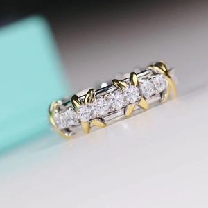 Anneaux de bande Bagues de créateurs pour femme Bague croisée bicolore en argent sterling Bague de verrouillage en forme de coeur Divers styles Bague lisse Bague en diamant avec boîte-cadeau 5f8u