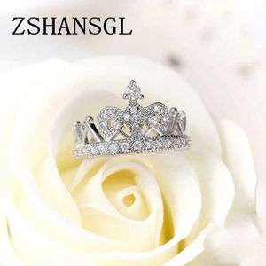 Anneaux de bande Exquise princesse couronne en forme d'anneau en argent Sterling couleur CZ anneaux pour femmes dames cadeaux Aneis De Ouro zircone bijoux 240125