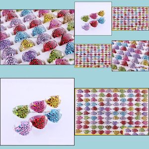 Bande Anneaux Bijoux En Gros Lot 30 Pcs Colorf Papillon Conception Belle Enfants Anneau Résine Lucite Mode Cu Dhyq5