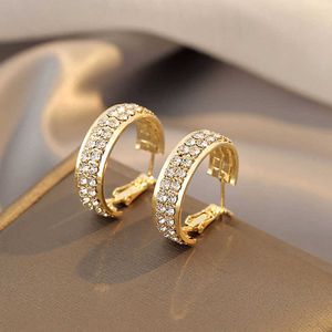 Anillos de banda Diseño de moda de lujo Pendientes de anillo súper brillantes para mujer Pendiente de aguja de plata Temperamento Círculo Pendiente Joyería de boda AA230417