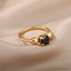 Anillos de banda Skull Black Zircon Rings for Women Men Acero inoxidable Color de oro Anillo de dedo Joyería de boda Mujer R230719