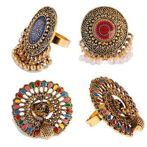 Bagues de bande Vintage couleur or femmes bijoux indiens motif de fleur gravé rétro fête femme perle gland bague élégant 231025