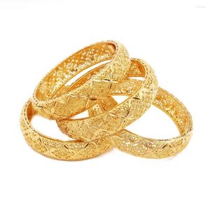 Bracelet 4 pièces en gros femmes 18 carats en or jaune rempli Dubai bracelet creux joli bijoux cadeau Dia 60mm 15mm de large