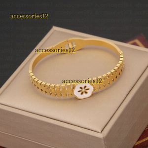 Brazalete Pulseras con dijes Brazalete Brazalete de oro de 18 quilates 2024 Pulsera de diseñador Chica de lujo Amor Pulsera circular de diamantes Joyería de marca clásica Pareja Caja de regalo Moda Familia