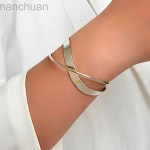 Brazalete Exquisito Moda Oro Plata Onda Lisa Doble Infinito Cruz Torcida Pulsera Abierta para Mujer Brazalete Joyería para Fiesta De Boda ldd240312