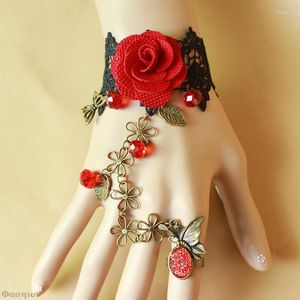 Bracelet Rouge Rose Bracelet En Métal Punk Style Gothique Bracelets Romantiques Fête Valentine Cadeau Pour Amant Femmes Mode Dentelle Bijoux De Mariage