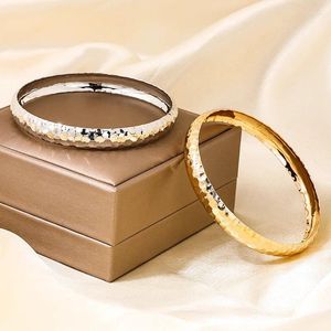Bracelet rond en métal pour femmes, tempérament rétro, personnalité Simple, fête de vacances, accessoires bijoux à la mode, CE209