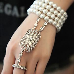 Brazalete The Great Gatsby Pulseras Bella Fashion Pearl Joyería nupcial Dama de honor Clear Stretch Pulsera austriaca Set para mujeres 230928