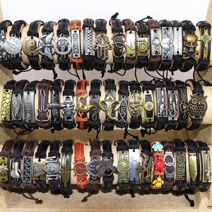 Bracelet En Gros 50 pcs/Lot En Cuir Bracelets De Charme En Métal Pour Hommes Vintage Poignet Bracelets Pour Femmes Cadeaux Bijoux Mix Style 231118