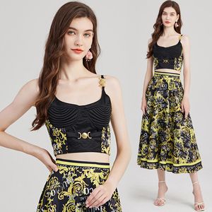 Ensembles de robe de soirée florale baroque Summer Black Femmes Designer Haut à bretelles et jupe longue mince Deux pièces Ensemble 2024 Élégant Imprimer Beach Fashion Femme Vêtements